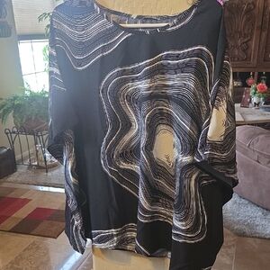 SHEIN Black and White Swirl Blouse